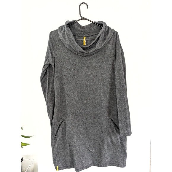 Lole Dresses & Skirts - 2010 Lolë Women's Gray Cowl Neck Sweater Dress